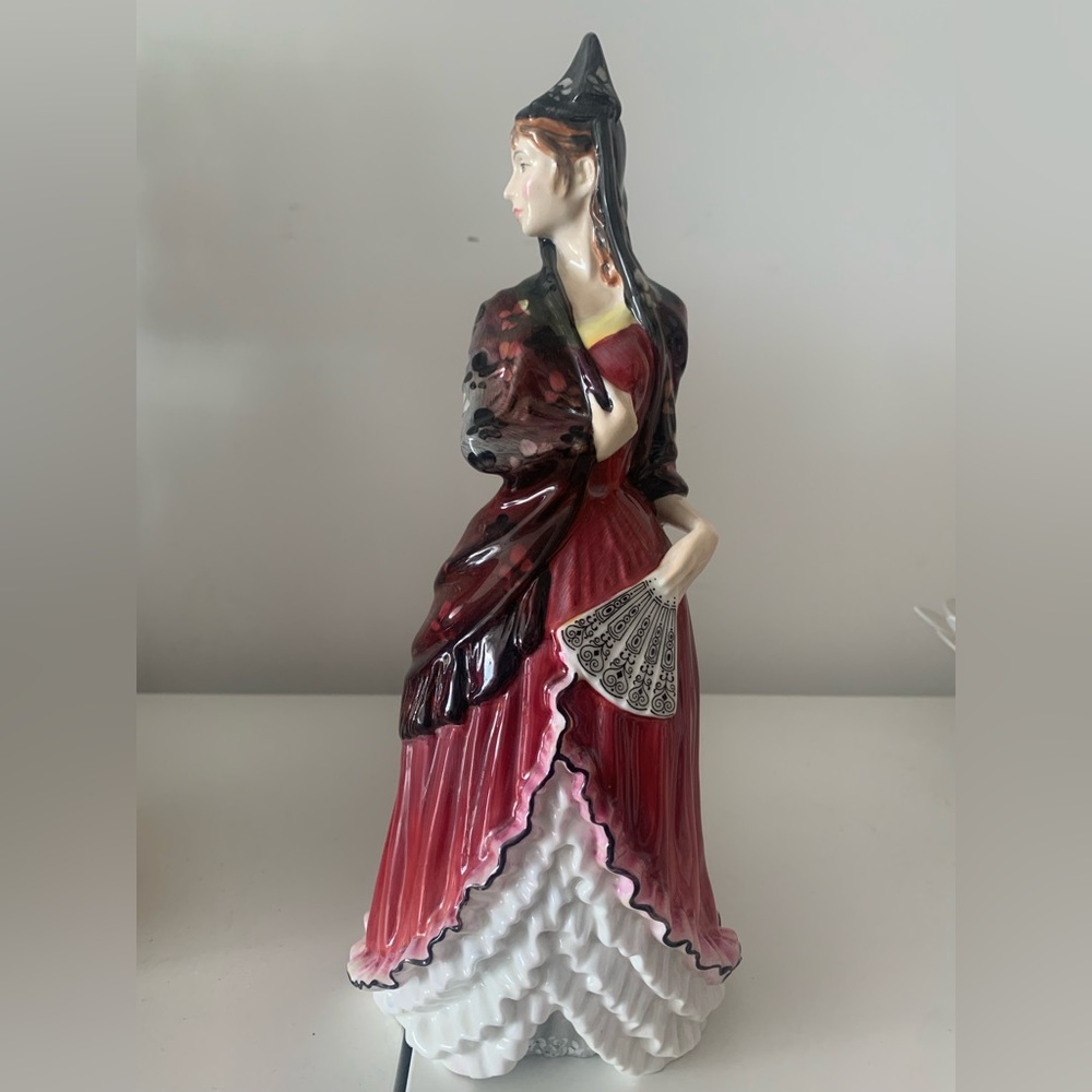 Royal Doulton Figurine